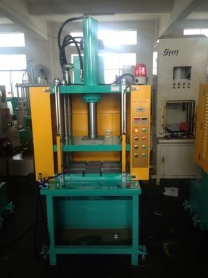 快速四柱液壓機、快速液壓切邊機、壓鑄件沖邊機產(chǎn)品相冊 | 鑫臺銘機械設(shè)備【南京】